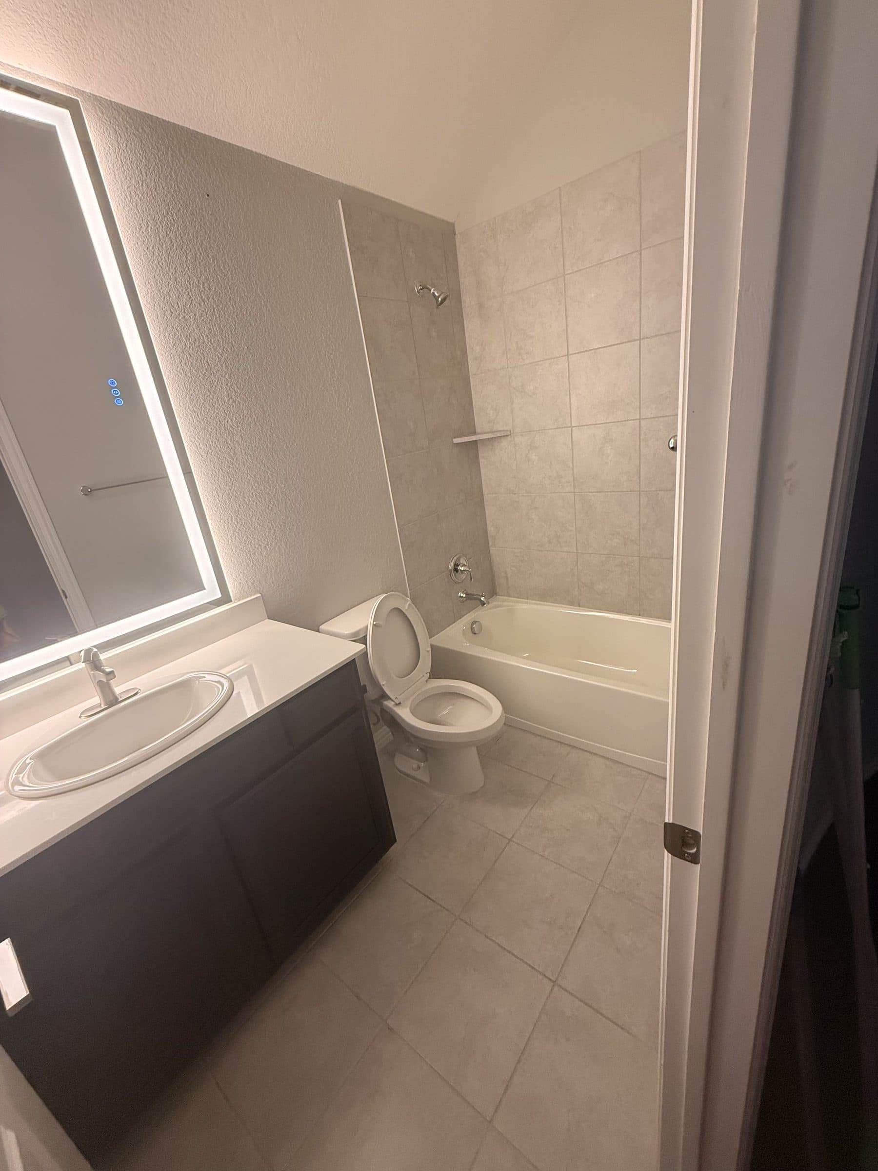 Professionally cleaned bathroom by Nova Maid & House Cleaning Services