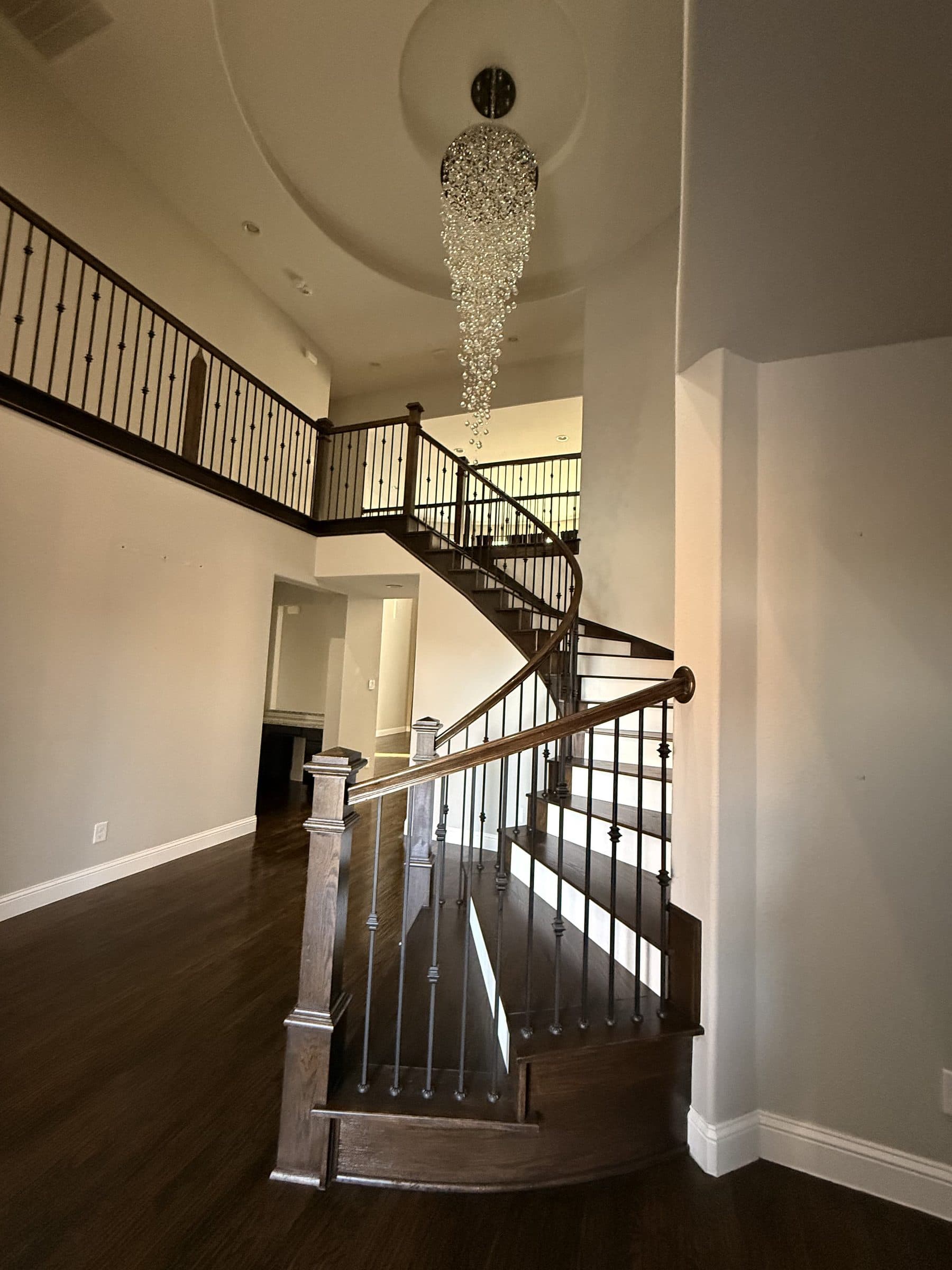 Professional post-construction cleaning in progress in Powell & Dublin, OH – Nova Maid & House Cleaning Services